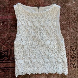 Alice & Olivia lace summer dressy top S small